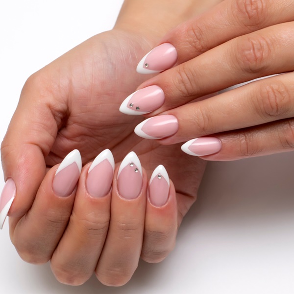 unhas almond elegantes