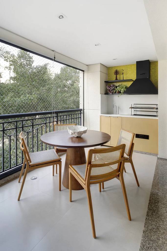 quanto custa decorar uma varanda pequena de apartamento