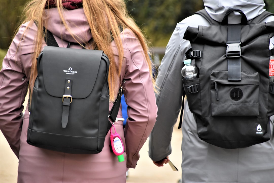 Dicas para escolher mochilas ergonômicas que não doem as costas