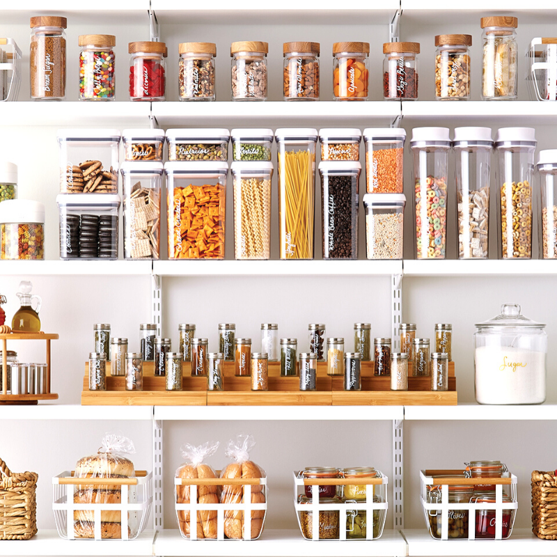 Dicas para organizar a despensa da família com etiquetas