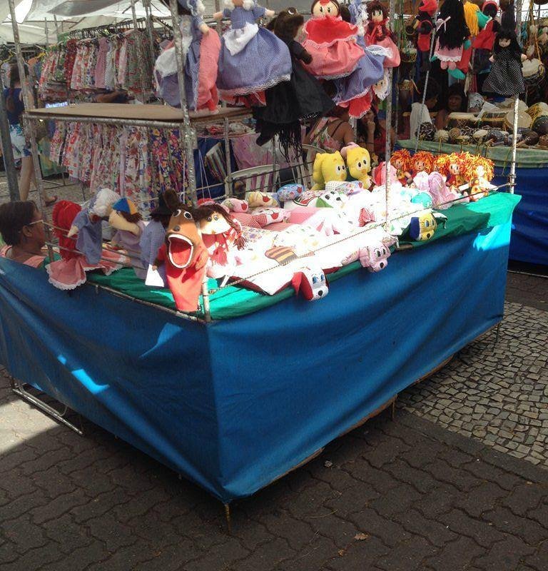 Dicas para visitar feiras de artesanato e design local