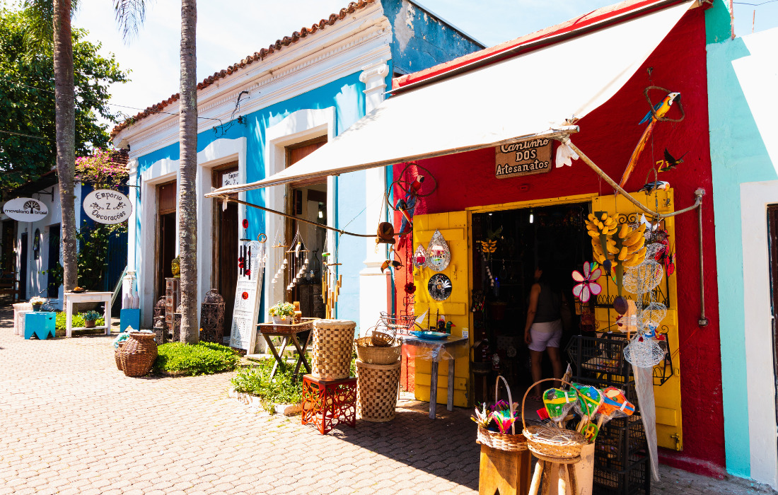 visitar feiras de artesanato em curitiba