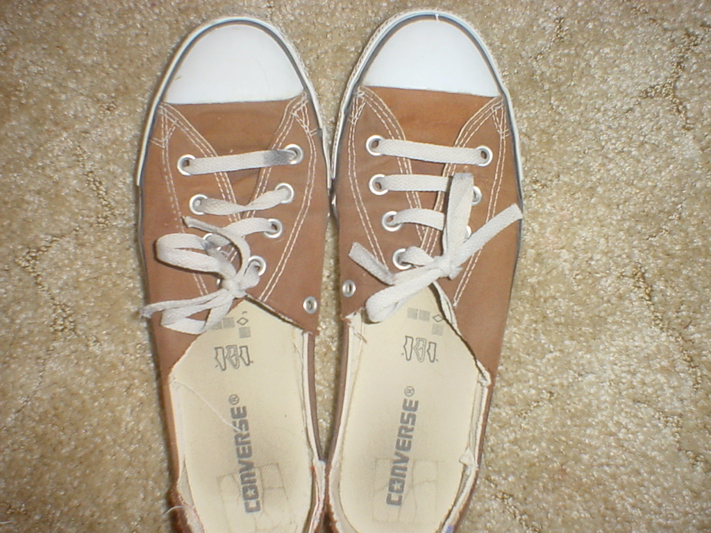 Guia Completo de Tintas para Customizar seu All Star