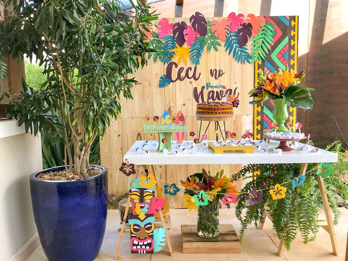 Inspiração de Cardápio: Pratos Principais Tropicais que Vão Surpreender seus Convidados