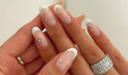 Unhas efeito perolado