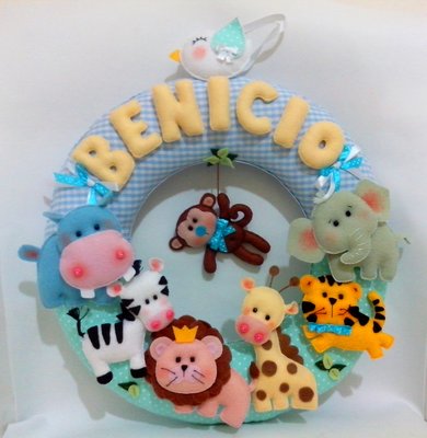 enfeite de porta para quarto de bebe