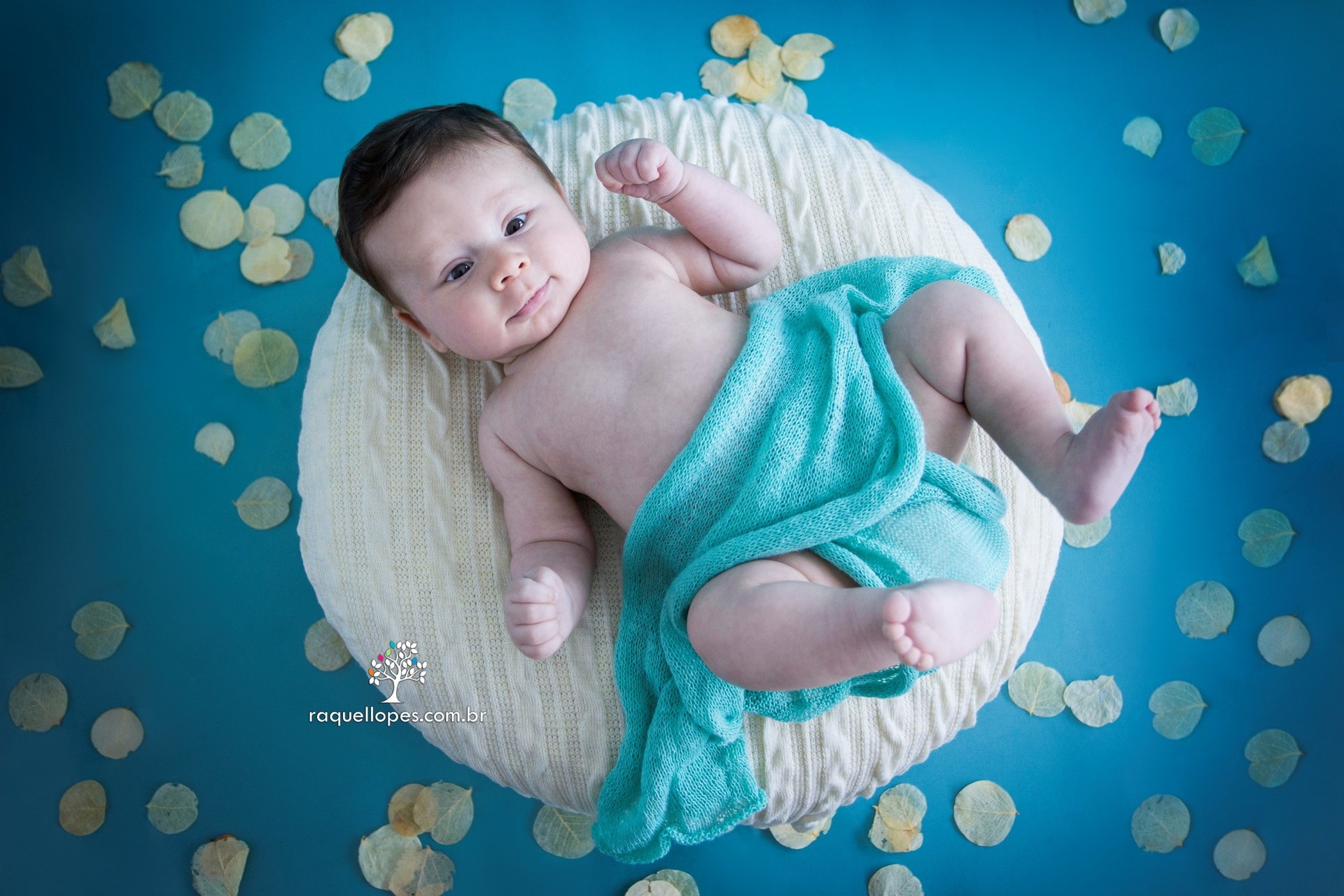 Guia Completo: Poses Criativas para o Ensaio de 3 Meses do seu Bebê
