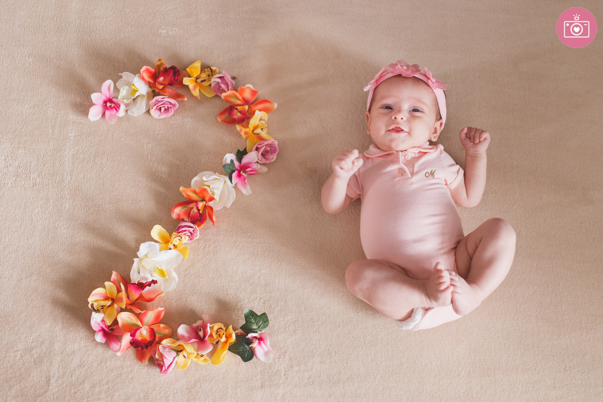 O Que Esperar e Como Preparar o Bebê para Fotos aos 2 Meses