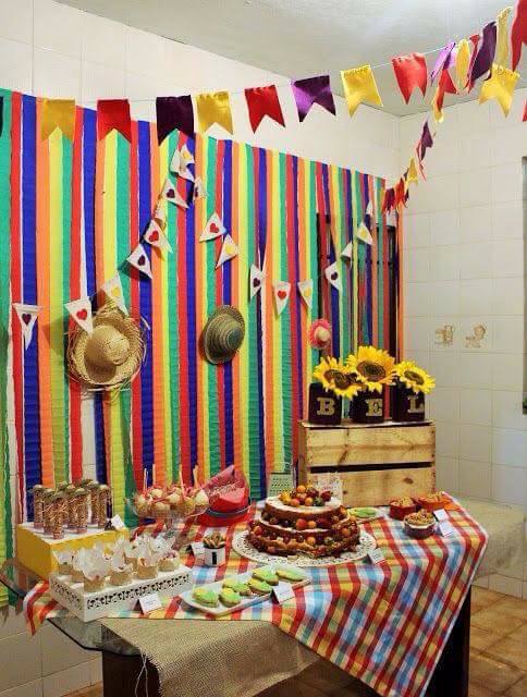 decoração de entrada festa junina infantil