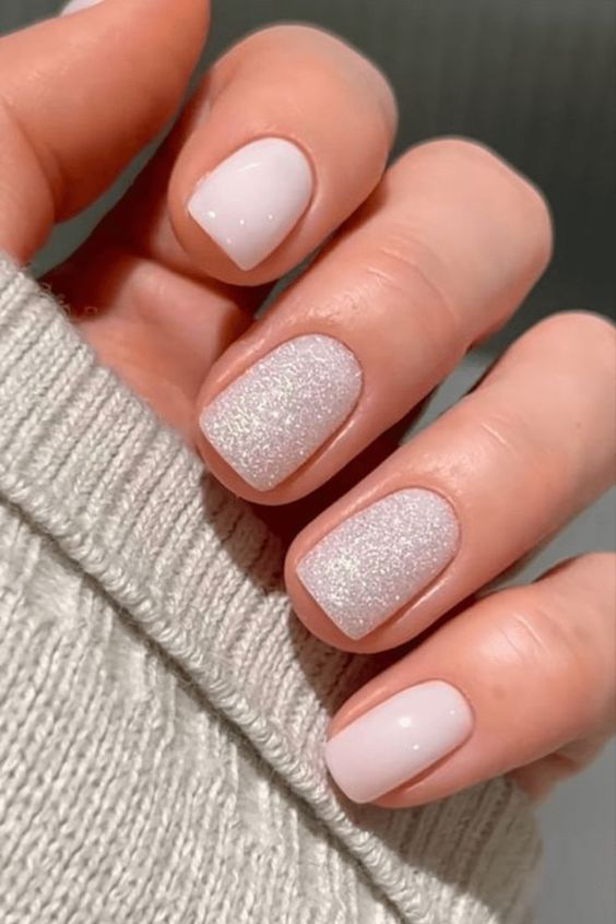 cores de esmalte para alongar unhas curtas
