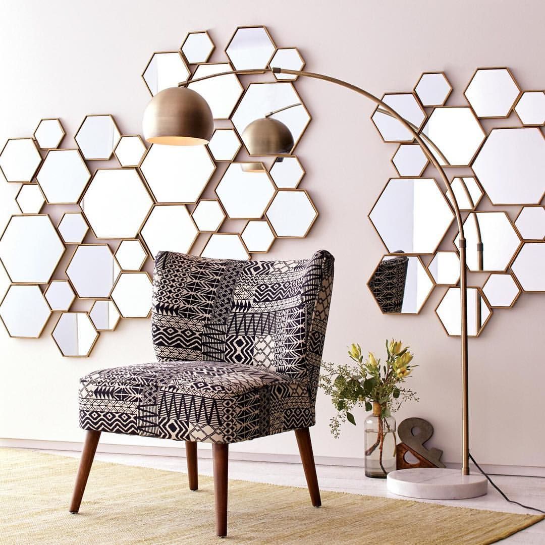 espelho hexagonal decorativo
