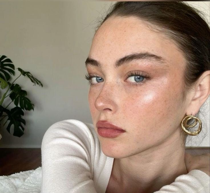 5 erros comuns ao adotar a estetica clean girl e como evitar