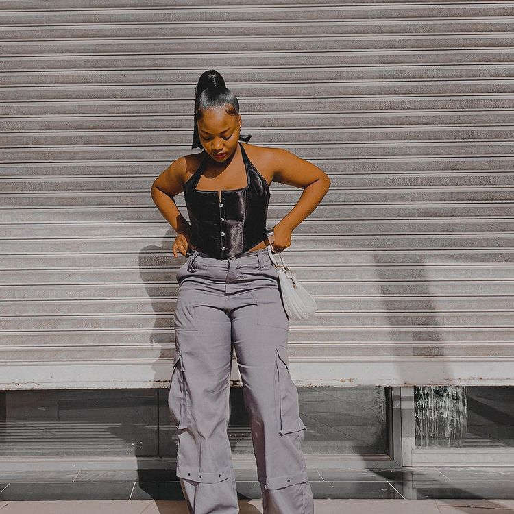 calça cargo feminina jeans