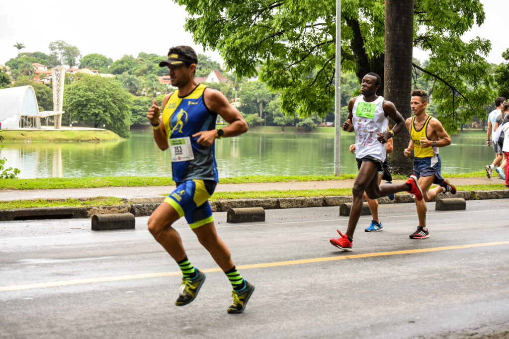 Guia Definitivo: Como Escolher o Tênis Ideal para Sua Maratona