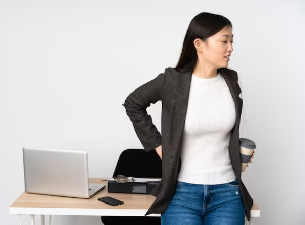 exercícios para fazer na cadeira do escritório