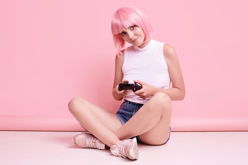 Estilo E-girl: como adotar elementos da moda gamer