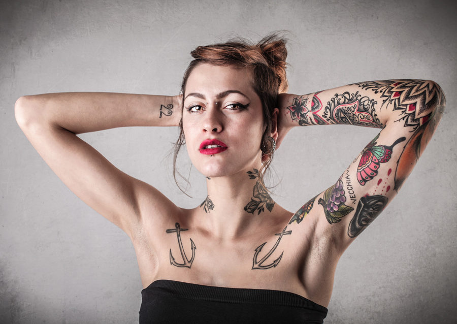 tatuagens blackwork femininas