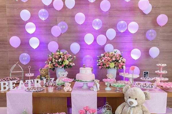 Guia Completo: Como Montar um Bolo de Fraldas Perfeito para Seu Chá de Bebê; Lembrancinhas de Chá de Bebê DIY: 10 Ideias Criativas e Baratas; Cardápio para Chá de Bebê Econômico: Receitas Simples e Deliciosas; Decoração com Balões Desconstruídos: O Toque Moderno para Seu Chá de Bebê; Chá de Bebê Sem Estresse: O Guia Definitivo de Planejamento Rápido