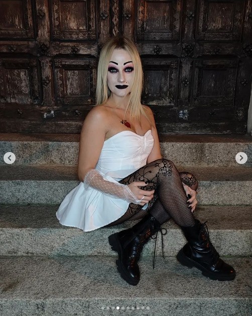 fantasia wandinha addams facil