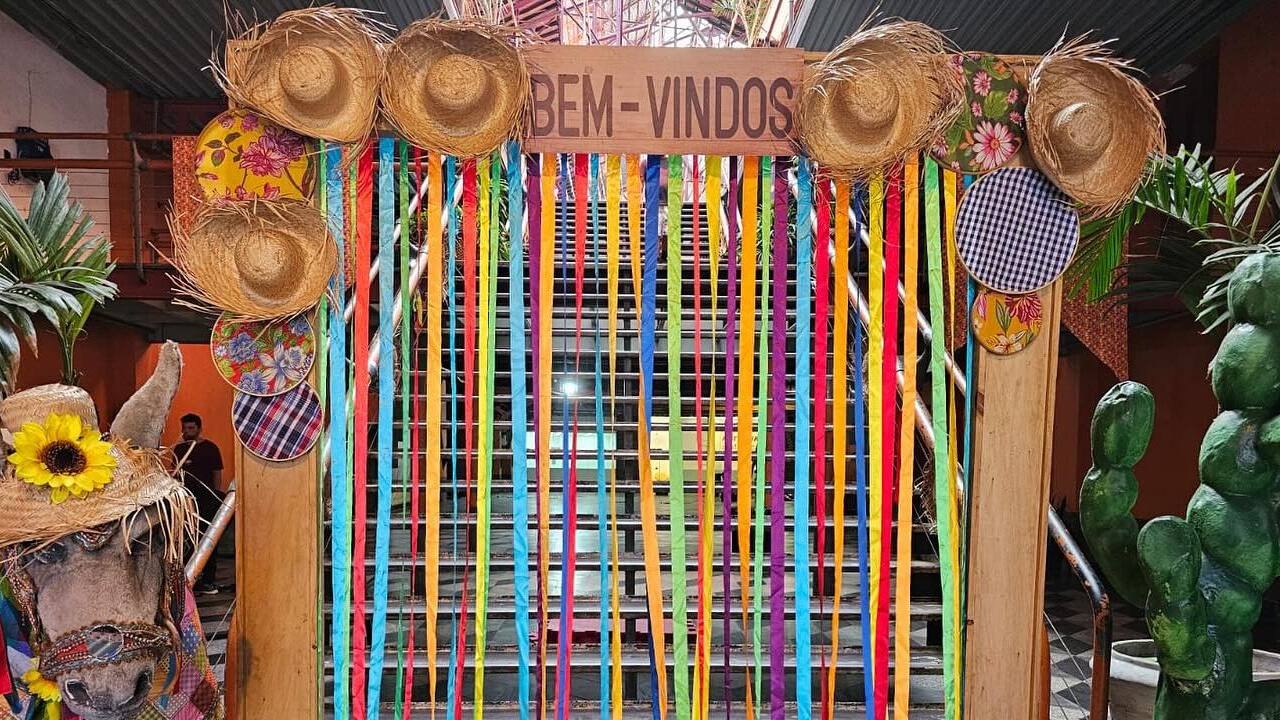 decoração festa junina simples e barata