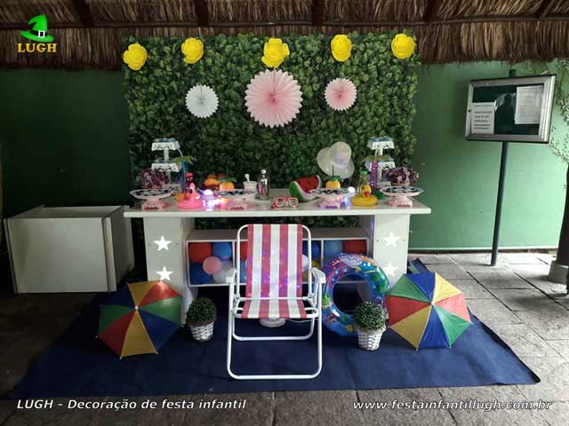decoração festa na piscina barata