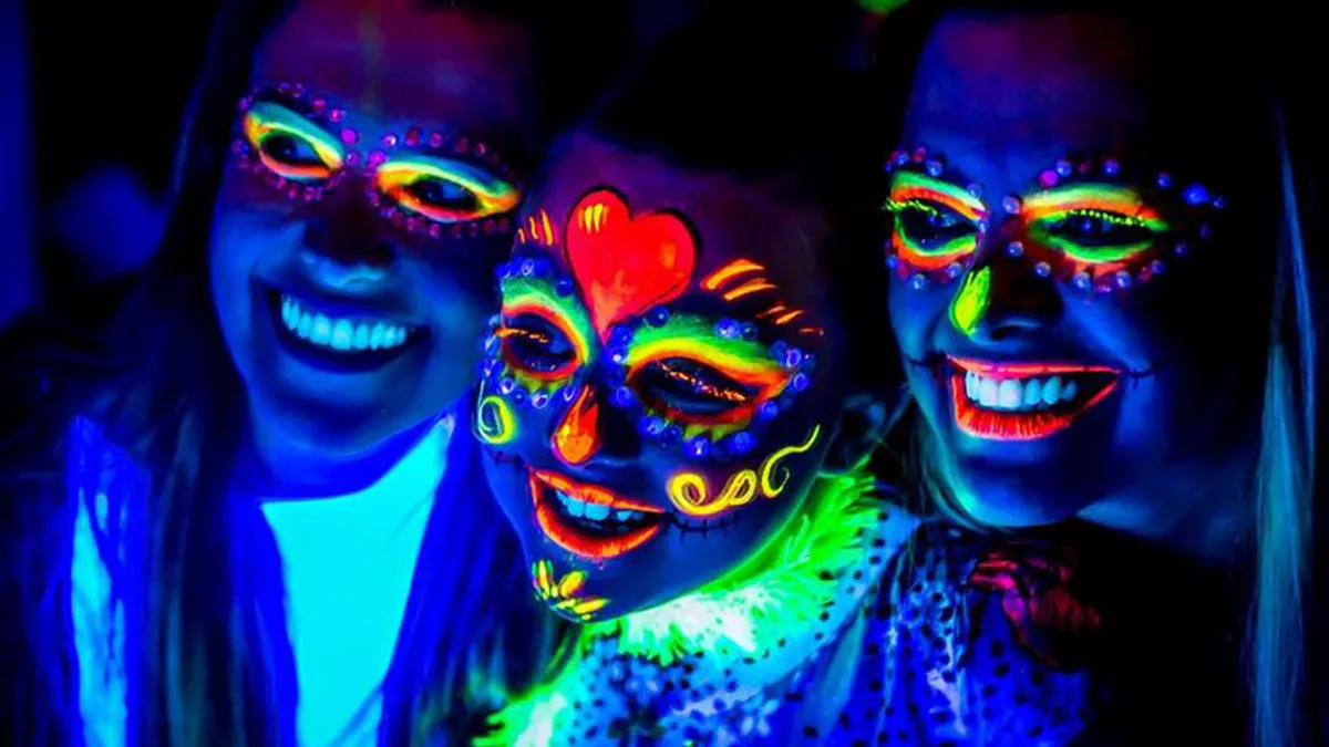 erros comuns ao decorar festa neon