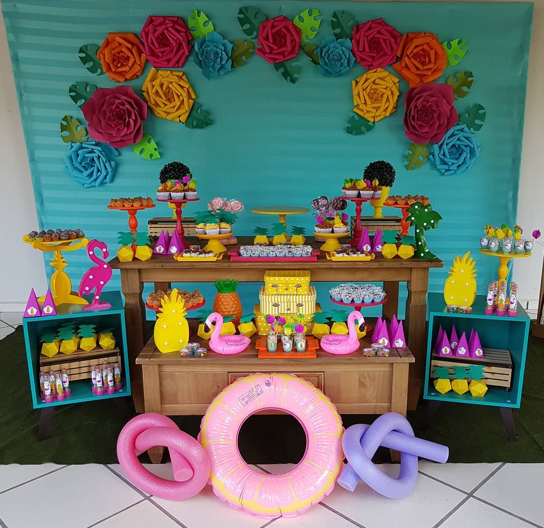 ideias de decoração festa tropical barata