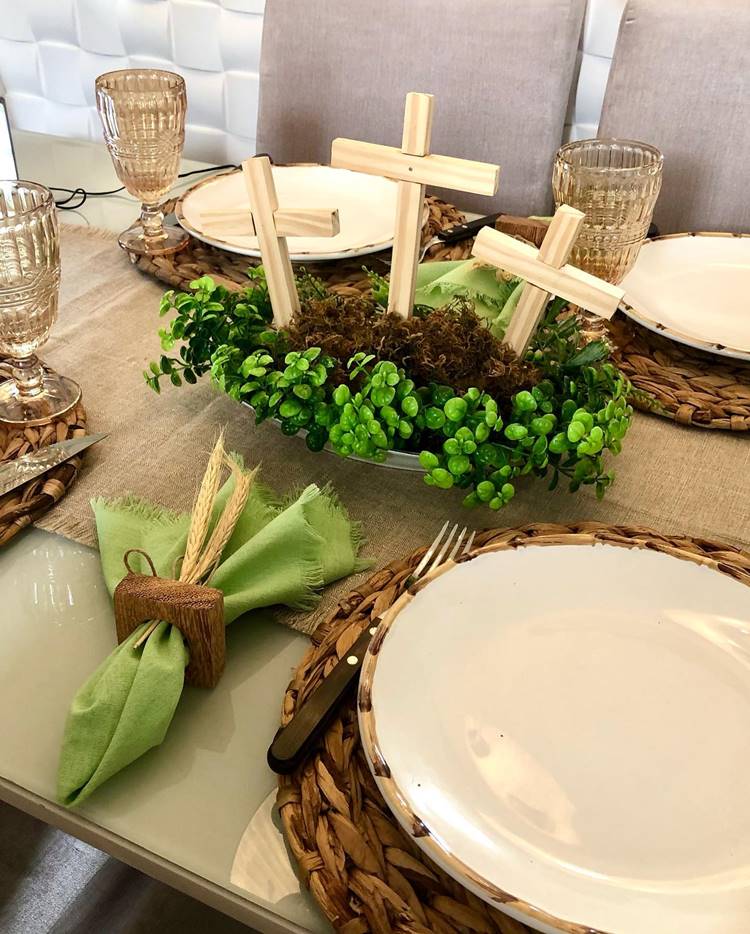 decoração de igreja minimalista vs. tradicional