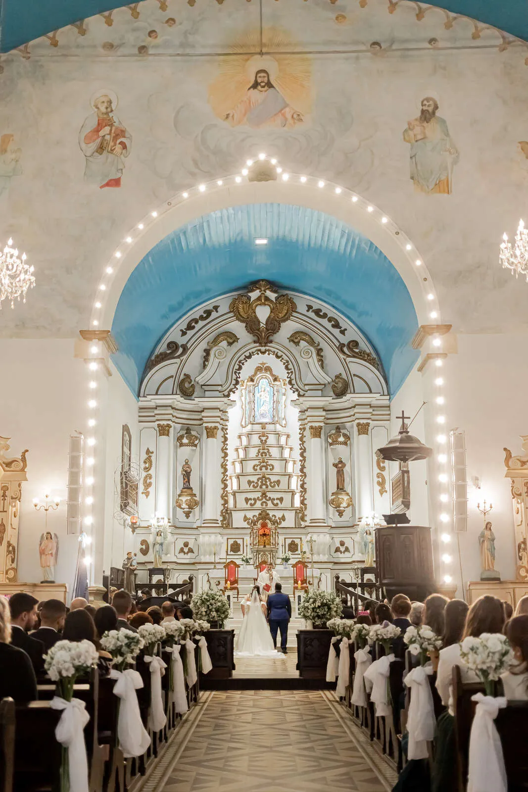 como fazer painel decorativo para festividade de igreja