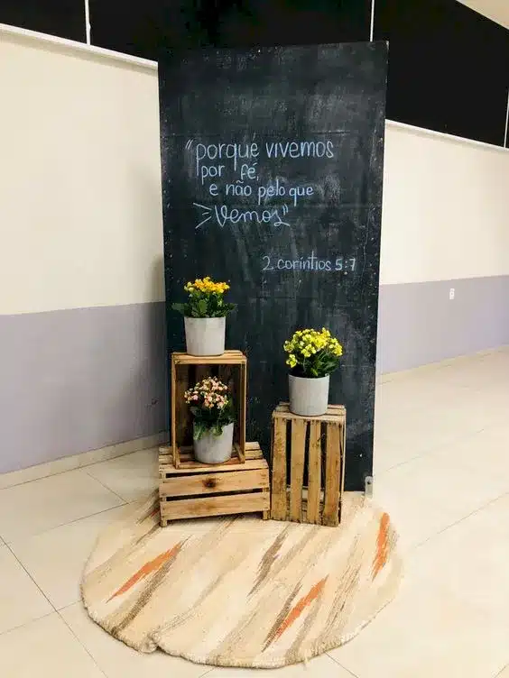 ideias criativas para decoração de festividade de igreja