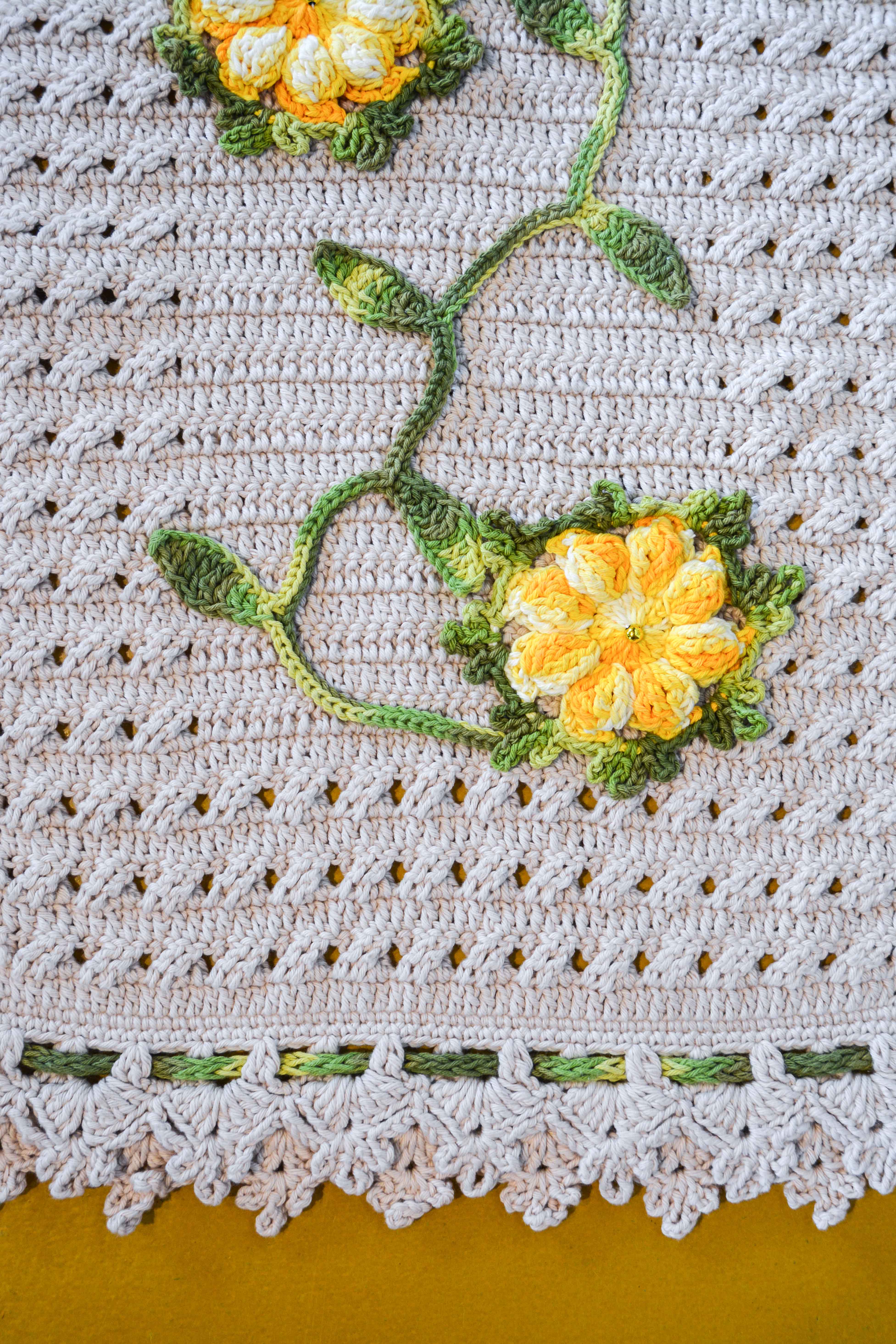 flor de croche para aplicação em tapete