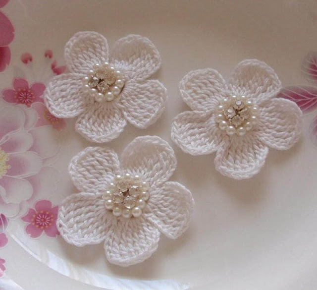 Como Escolher a Linha e Agulha Certa para Cada Flor de Crochê