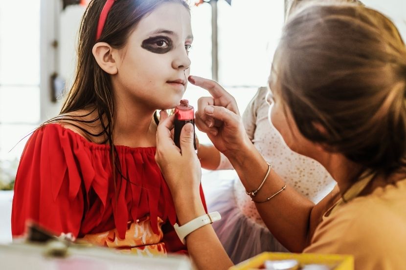 como fazer maquiagem de borboleta infantil passo a passo