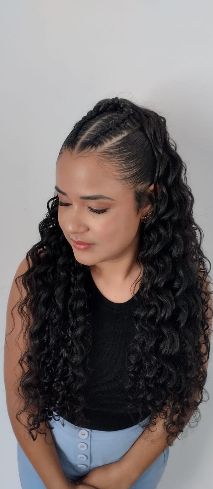 foto penteado cabelo cacheado festa