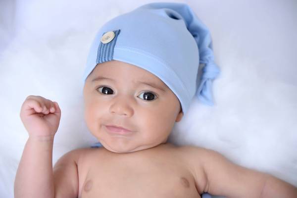 Como Usar a Luz Natural a Seu Favor em Fotos de Bebês