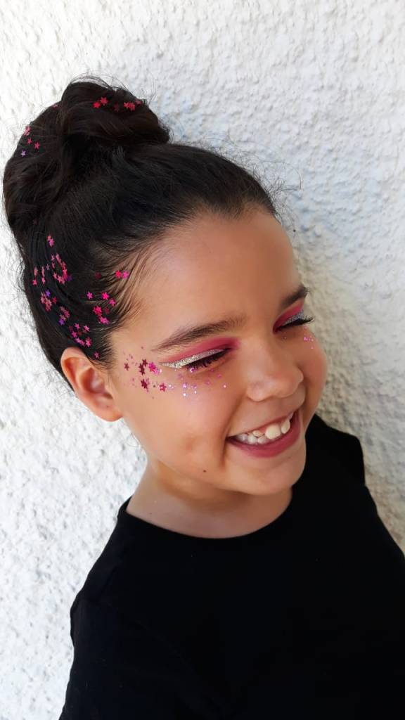 como fazer maquiagem de unicórnio infantil passo a passo