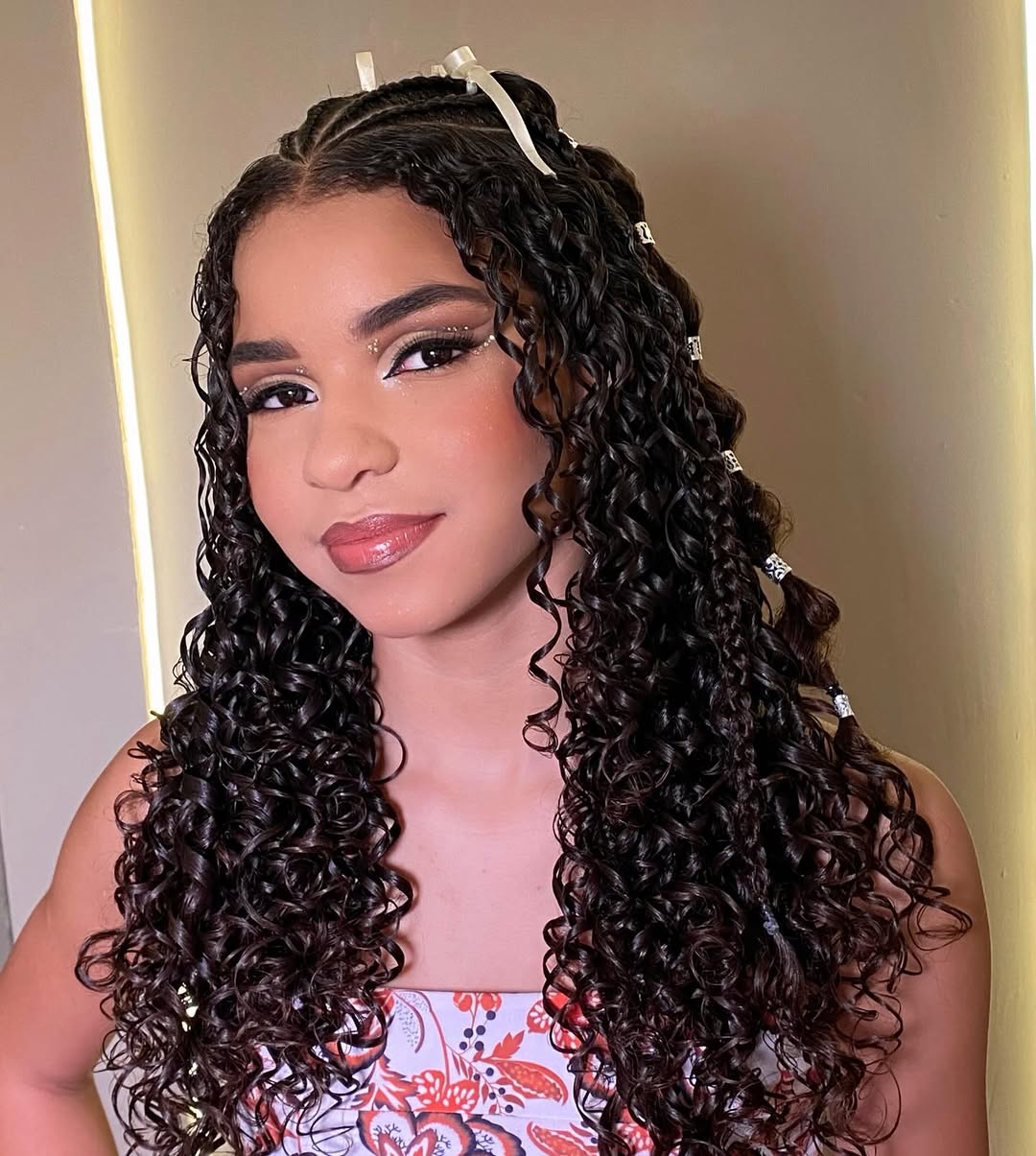 penteados para cabelo cacheado longo