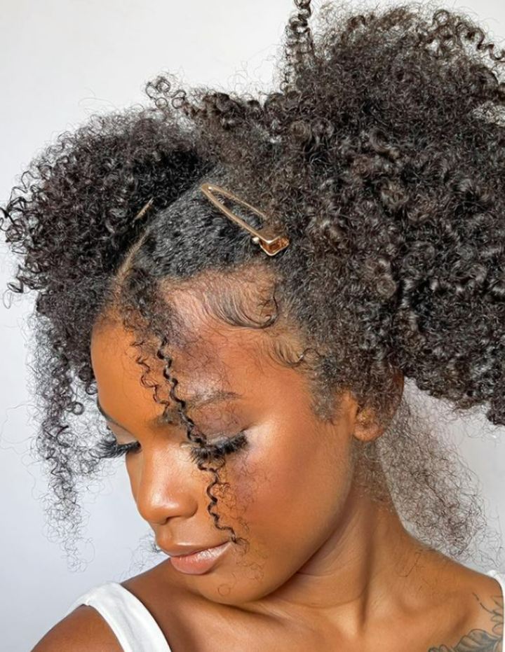 penteados para cabelo cacheado para festa