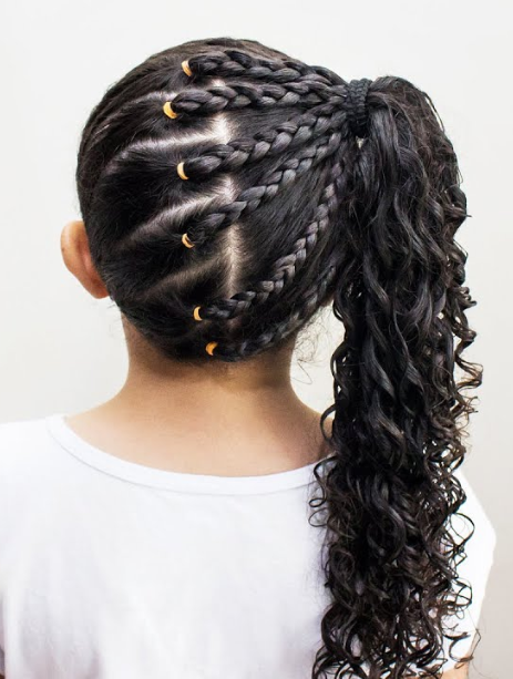 penteados para cabelo cacheado volumoso