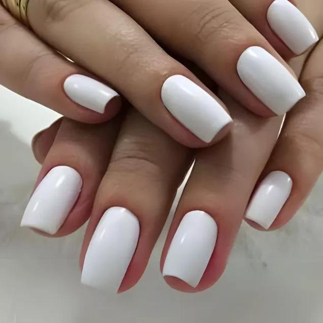 Unhas brancas para noivas