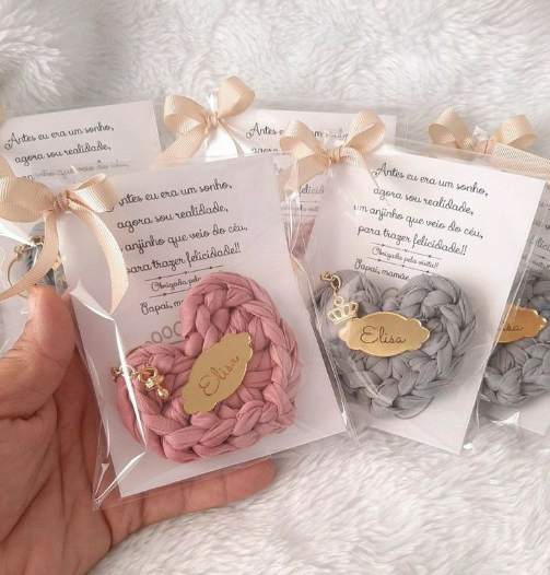 Fraldas de Boca x Fraldas de Ombro: Qual a Diferença e Quando Usar?