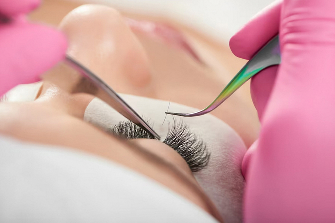 como aplicar cílios postiços individuais