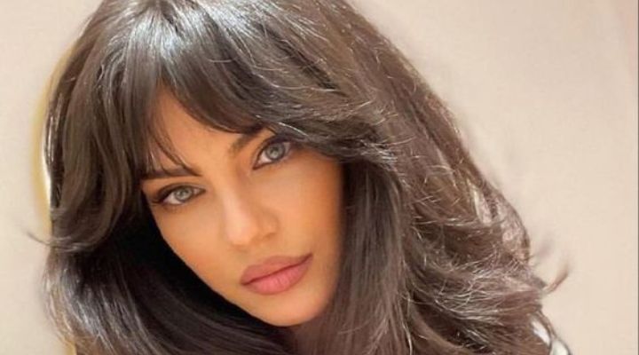 Guia de cortes de cabelo para disfarçar testa grande