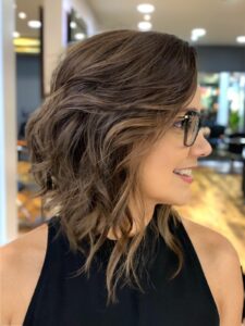 Coloração e Mechas para Cabelos Finos: O que Funciona?