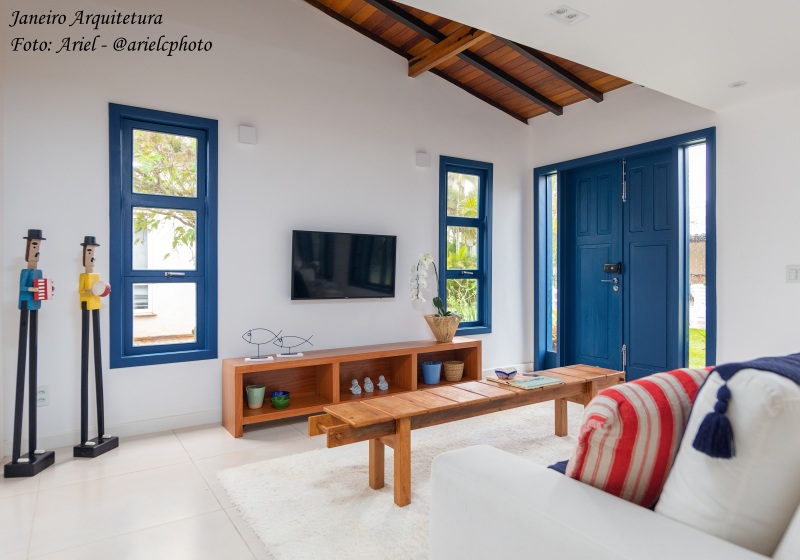 Guia de decoração para casas de praia: azul e branco