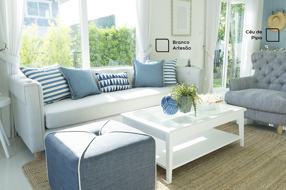 Guia Completo de Cores para Casas de Praia: Além do Azul e Branco