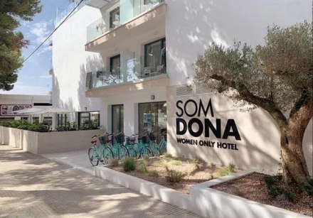 acomodações femininas Brasil