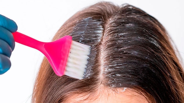 Guia de tintura de cabelo em casa: como não errar a cor