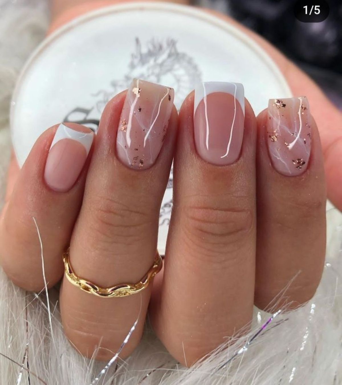 Nail Art Minimalista: Ideias para Micro Francesinha e Aura Nails