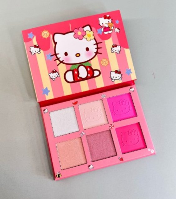 Paleta de sombras Hello Kitty